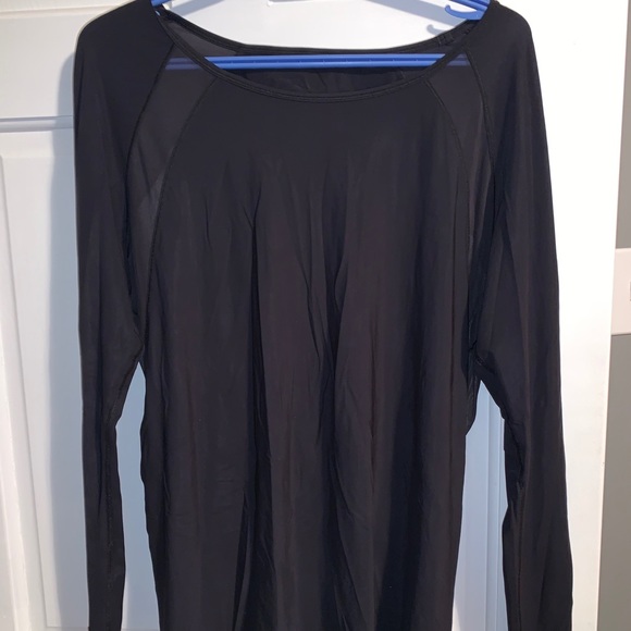 Lululemon long sleeve with open back - Picture 1 of 3